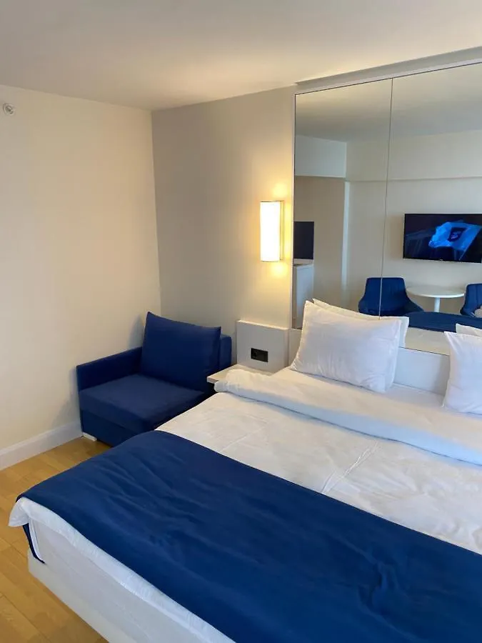 Orbi City Aparthotel Μπατούμι