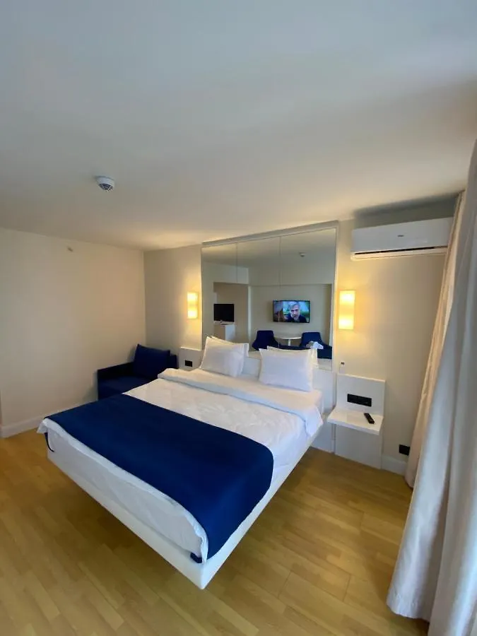 Orbi City Aparthotel Μπατούμι
