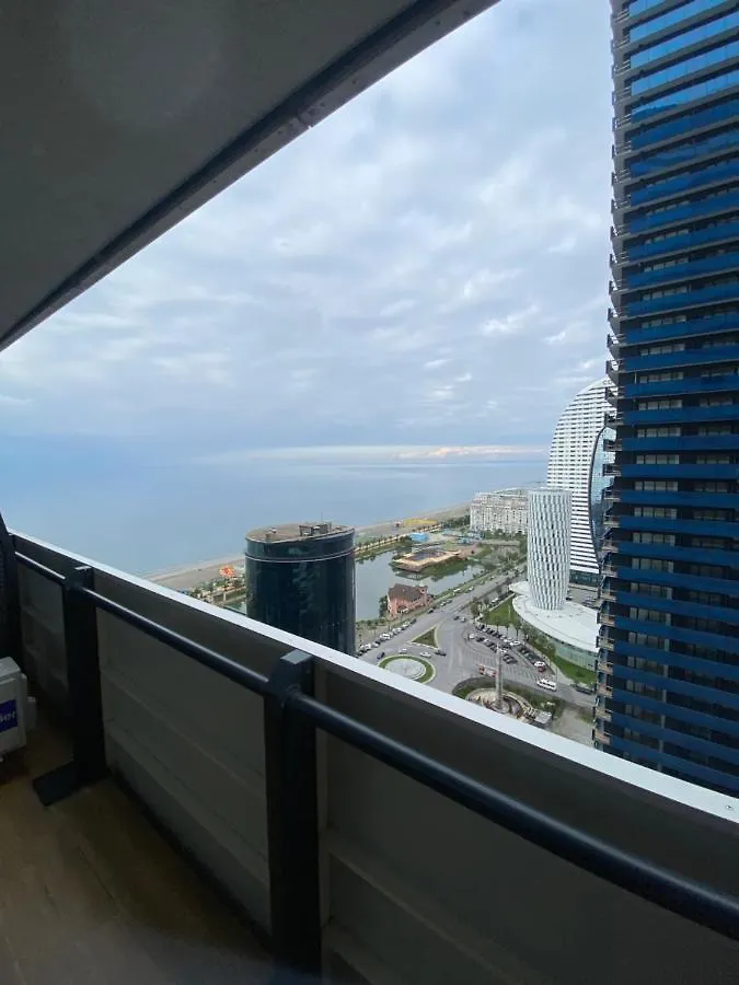 Orbi City Aparthotel Μπατούμι