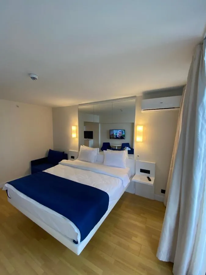 Orbi City Aparthotel Μπατούμι