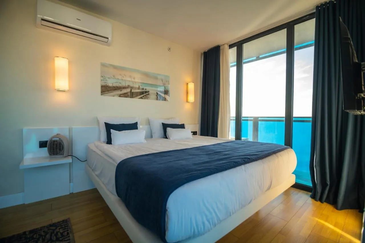 Orbi City Aparthotel Μπατούμι