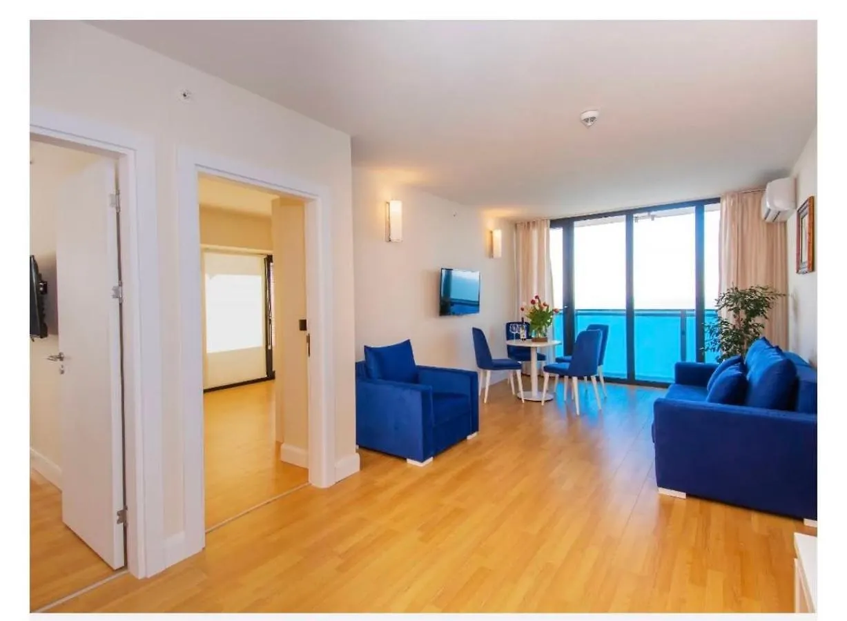 Orbi City Aparthotel Μπατούμι