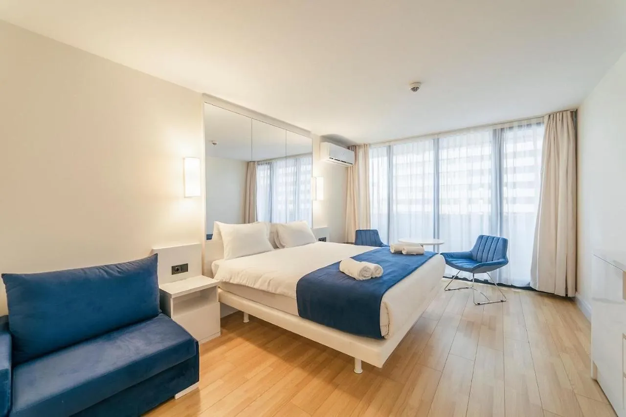 Orbi City Aparthotel Μπατούμι
