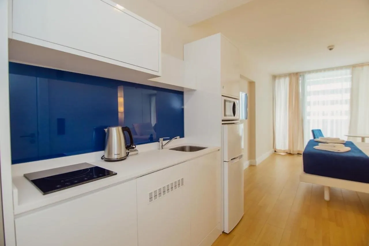 Orbi City Aparthotel Μπατούμι