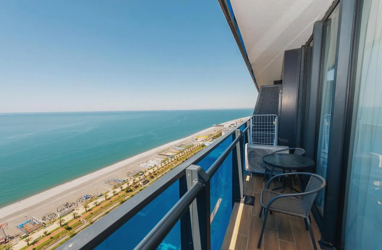 Orbi City Aparthotel Μπατούμι 5*,